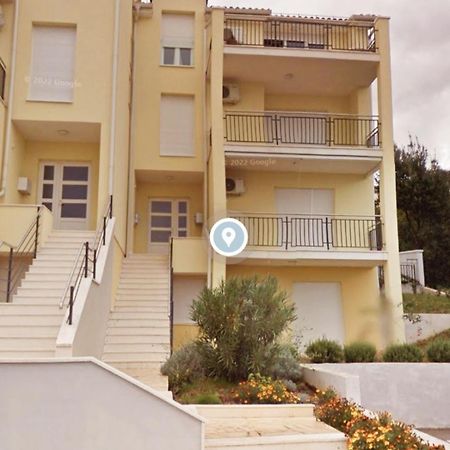 Apartment Port View تْسْغيكفانِتْسا المظهر الخارجي الصورة