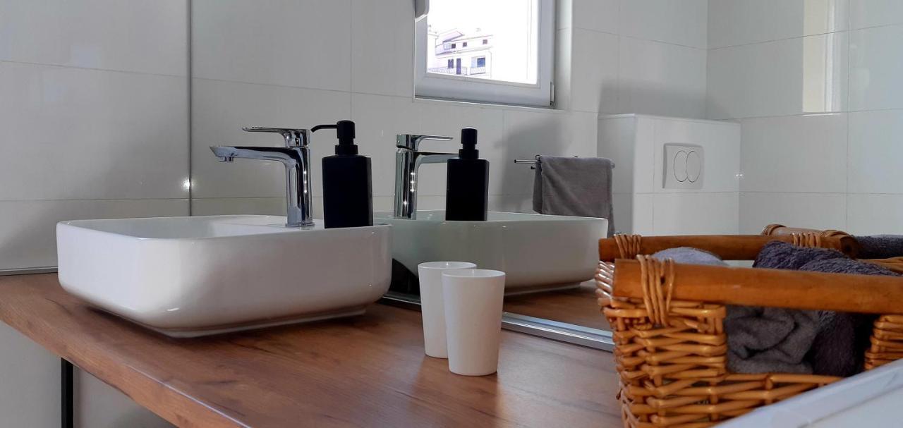 Apartment Port View تْسْغيكفانِتْسا المظهر الخارجي الصورة